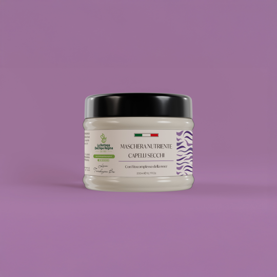 Maschera nutriente capelli secchi, trattamento con fitocomplesso alla noce verde.